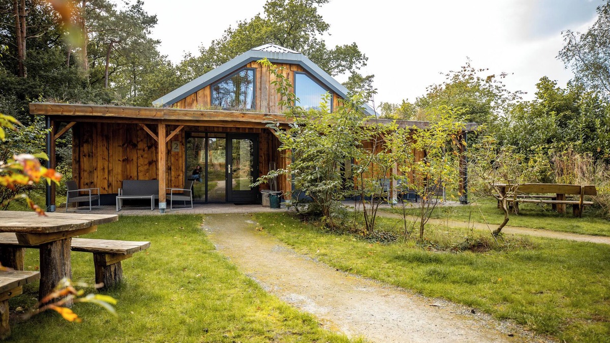Norg House | This special vacation home, literally in the countryside, was specially designed for Norgerberg. Here, outdoor life was brought indoors.