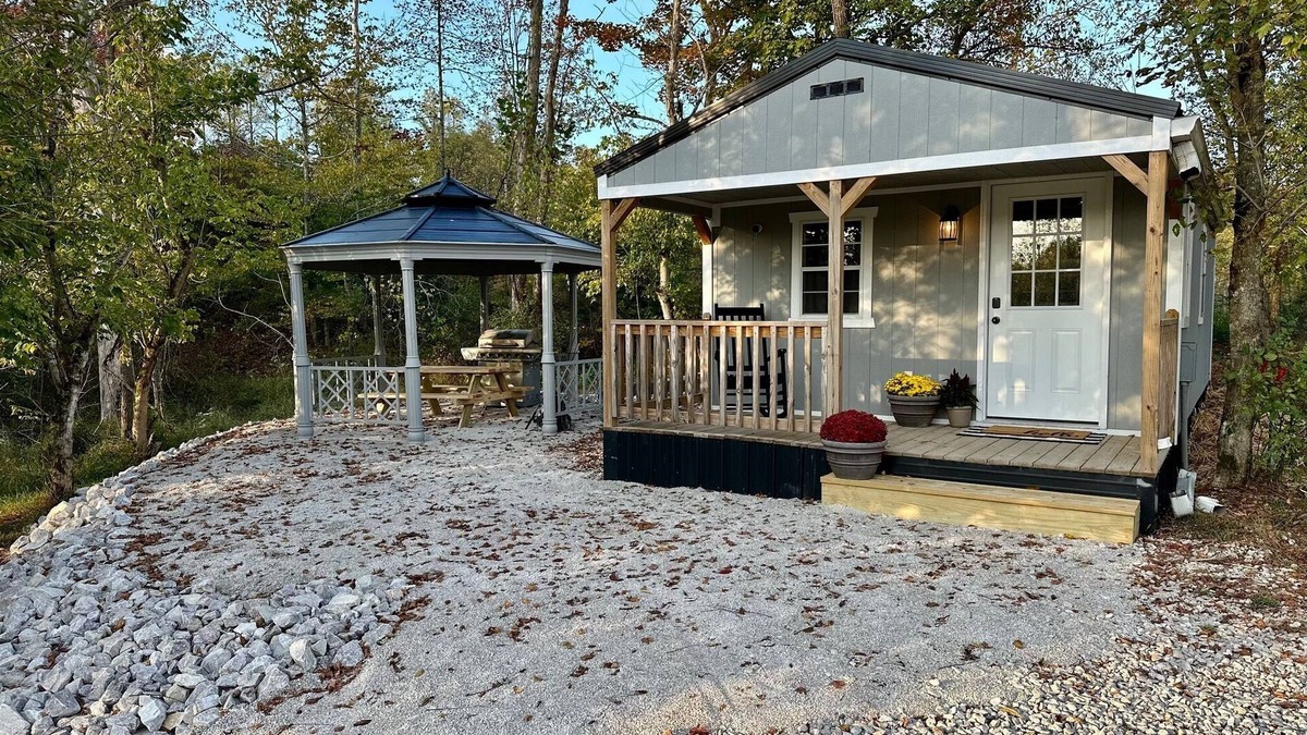 Apple Grove Cabin | This tiny cabin is a peaceful place complete with stocked pond and kayaks!