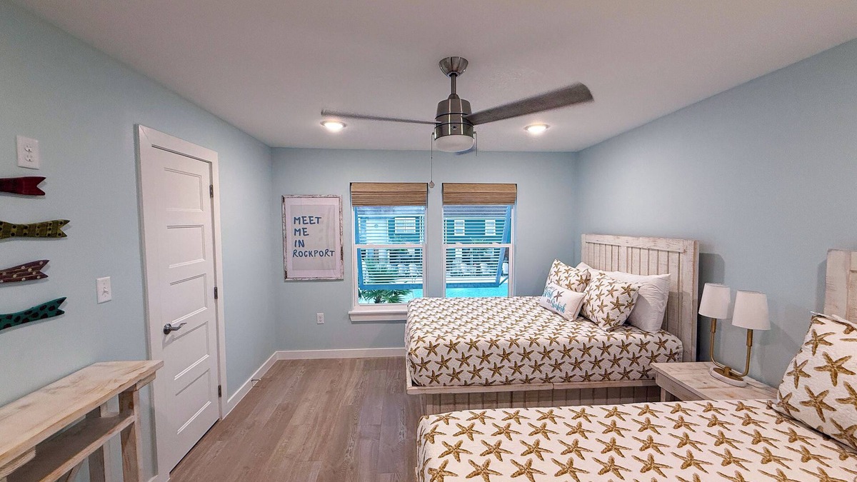 Rockport House | This townhouse is a 2 bedroom(s), 1.5 bathrooms, located in Rockport, TX.