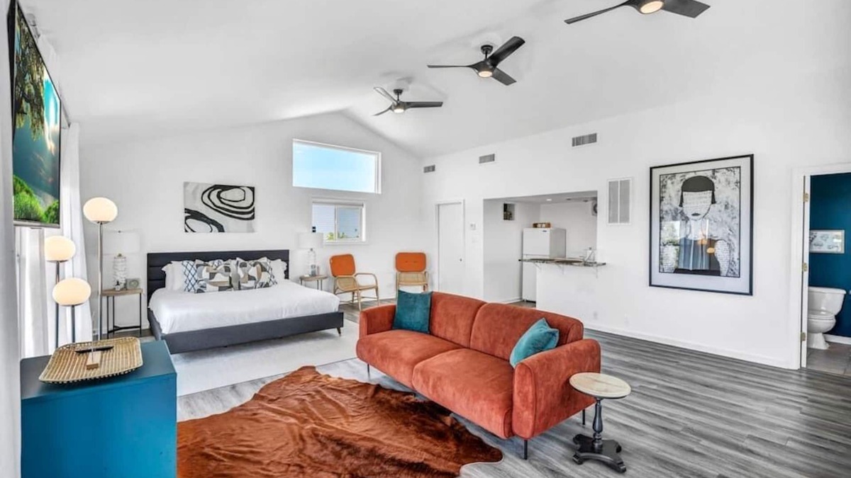 Austin Apartment | Thistle Hill Modern Barndominium wt Amazing View!