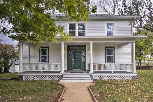 Leesburg House | Thomson Farm Classic Home Less Than 10 Mi to Vineyards!