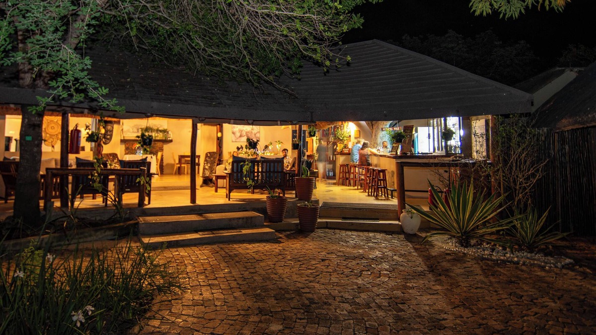 Thorny Bush Game Reserve Cabin | Thornhill Safari Lodge