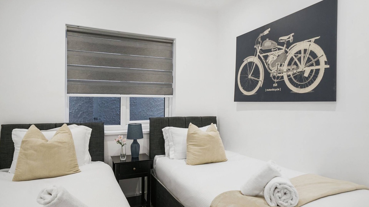 West Hendon Apartment | Three Bed Apartment with Private Garden