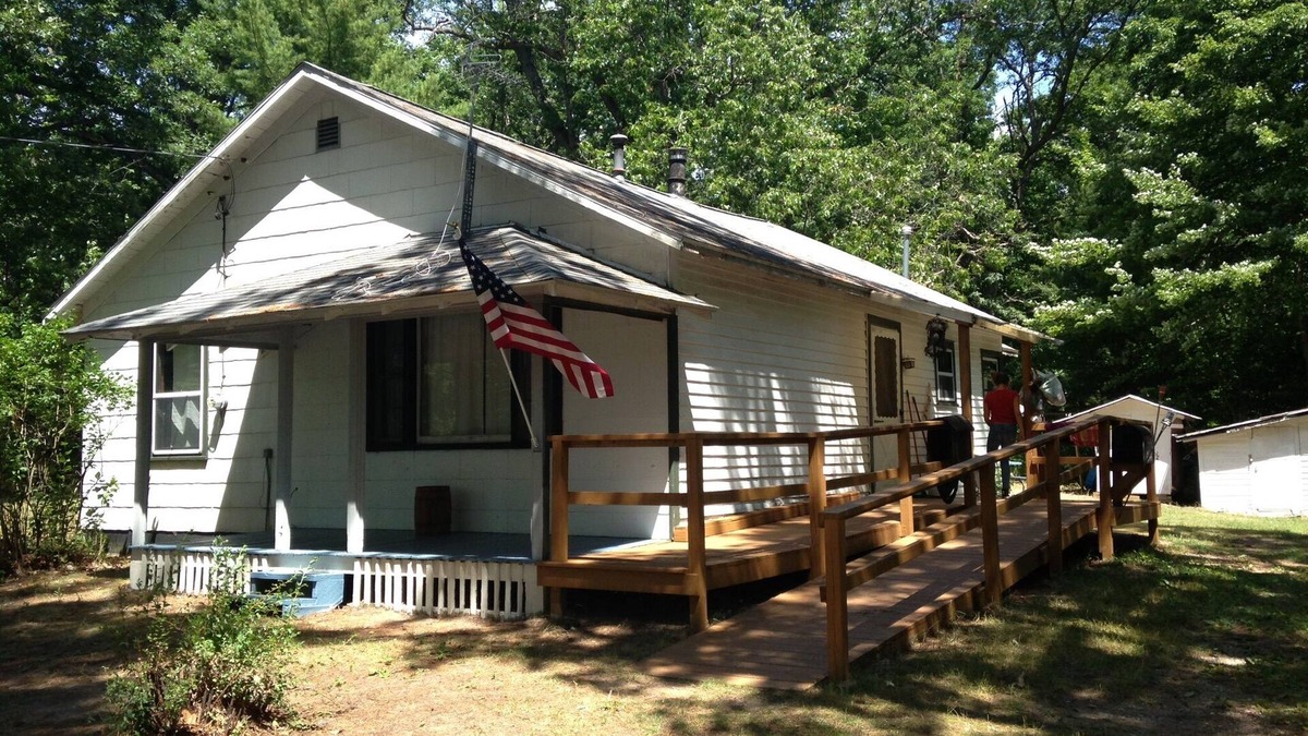 Branch House | Three bedroom one bath home and 3 1/2 wooded acres