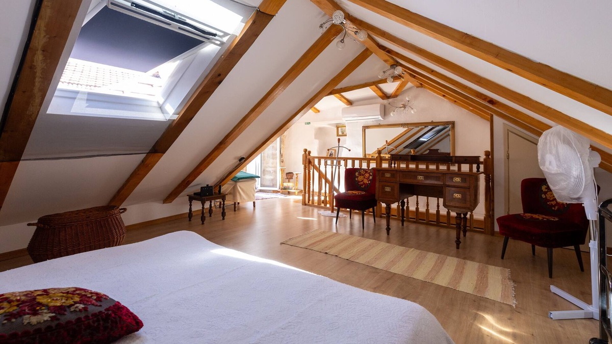 Stari Grad Apartment | Three bedroom apartment with balcony Stari Grad, Hvar (A-22052-a)