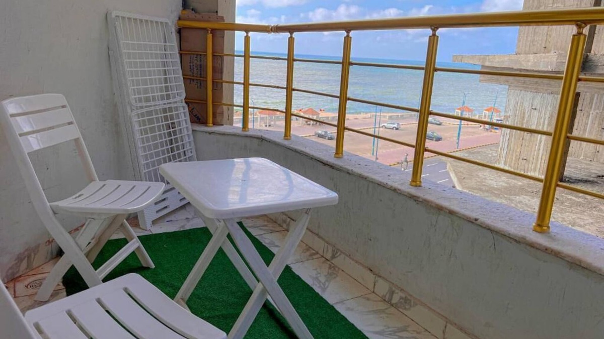 Bab Sharqi Apartment | Three-Bedroom Apartment - Corner Sea View