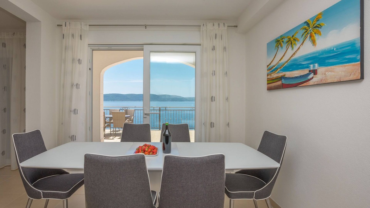 Zivogosce Apartment | Three bedroom apartment near beach Živogošće - Mala Duba, Makarska (A-19149-c)