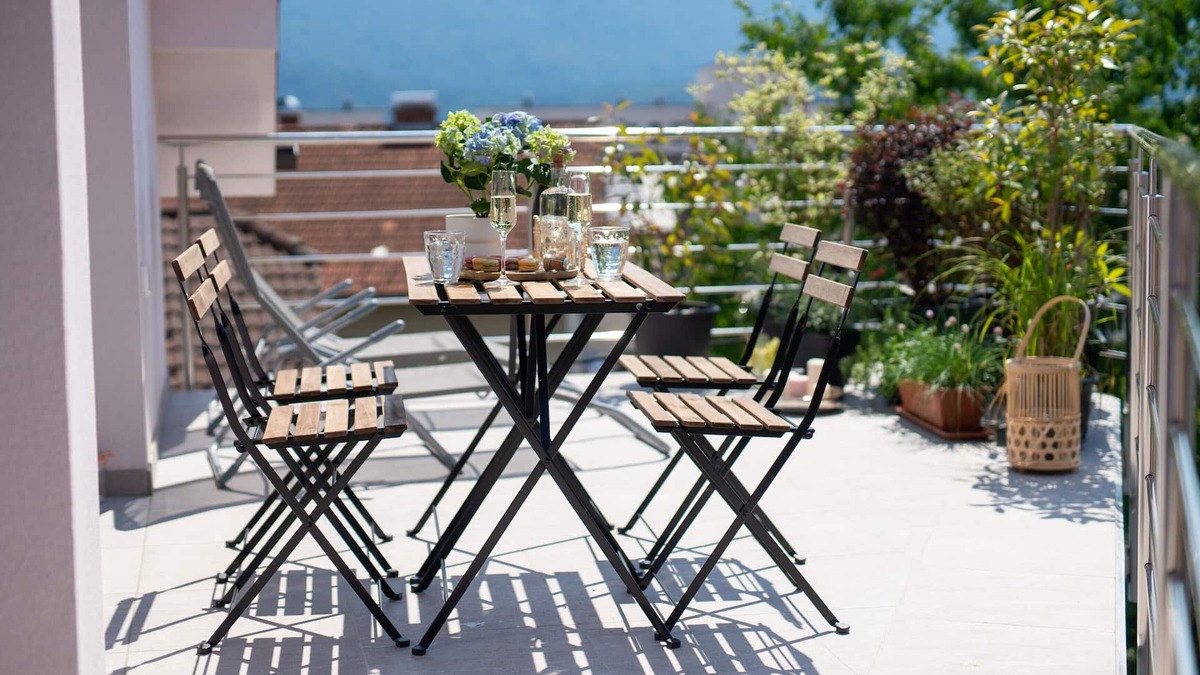 Cerknica Apartment | Three-bedroom apartment at Villa Cerkniško jezero