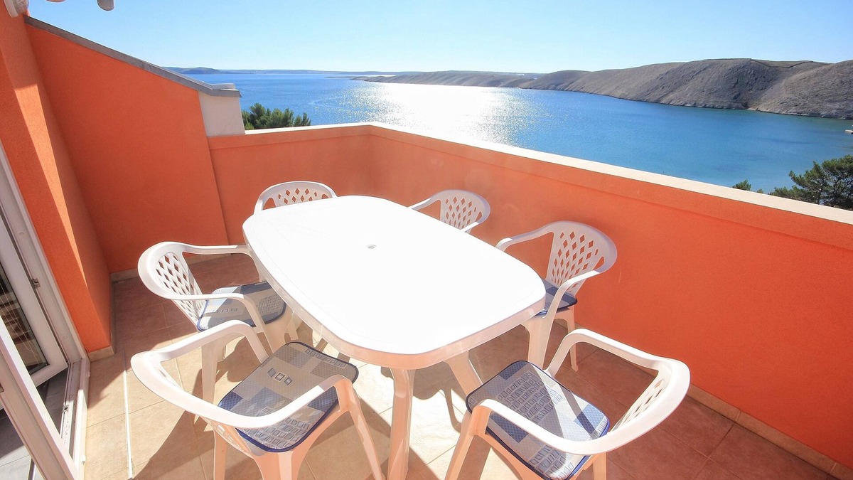 Vlasici Apartment | Three bedroom apartment with terrace and sea view Vlašići, Pag (A-9324-c)