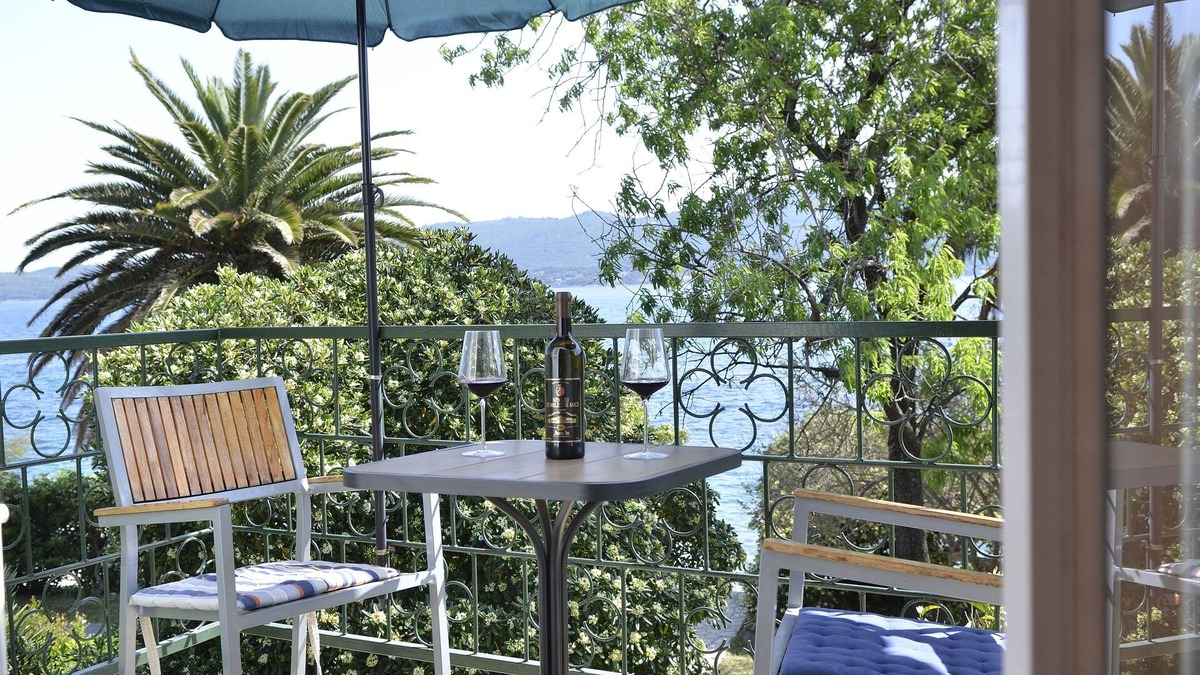 Viganj Apartment | Three bedroom apartment near beach Viganj, Pelješac (A-634-a)