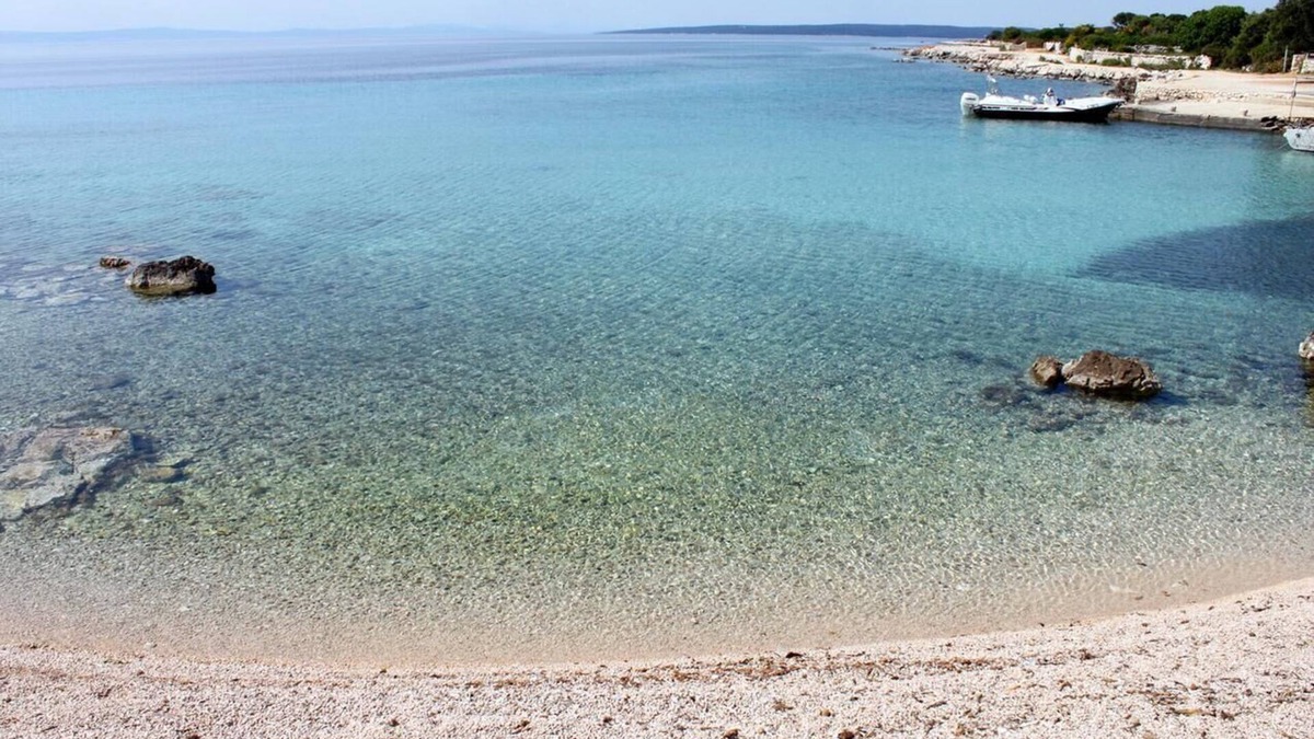 Lun Apartment | Three bedroom apartment with terrace and sea view Lun, Pag (A-6450-a)