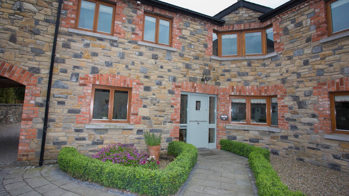Lismullin Cottage | Three bedroom cottage in a landscaped courtyard set in the heart of Ireland's Ancient East region.