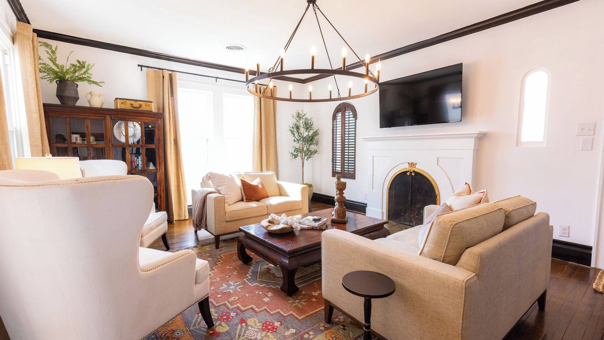 Sayles Blvd. Area House | Three Bedroom, Historic, Charming Spanish Villa in Abilene TX!