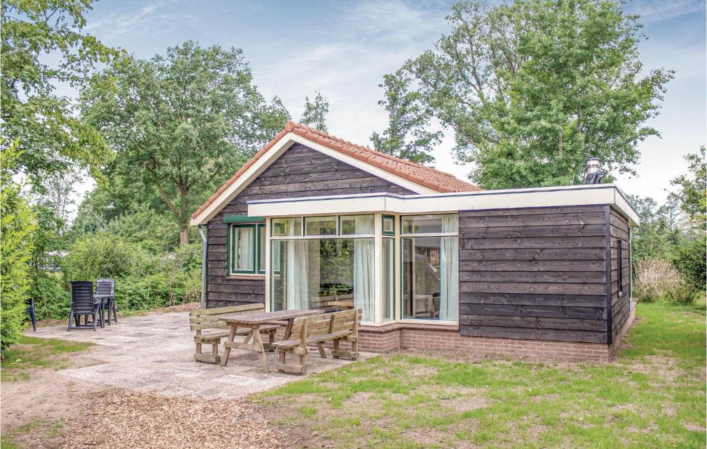 Ruurlo House | Three-Bedroom Holiday Home in Ruurlo