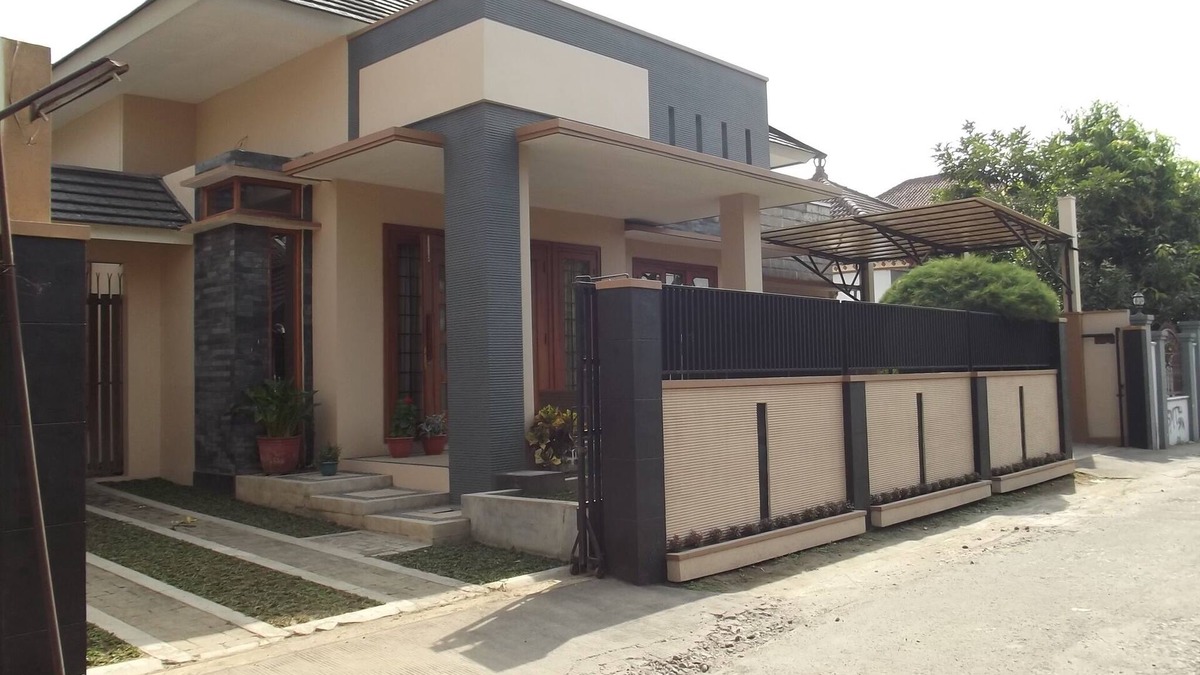 Yogyakarta House | Three Bedroom House Near the City, Jogja