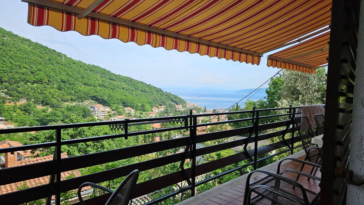 Sucici Apartment | Three bedroom apartment with terrace and sea view Mošćenička Draga, Opatija (A-7746-a)