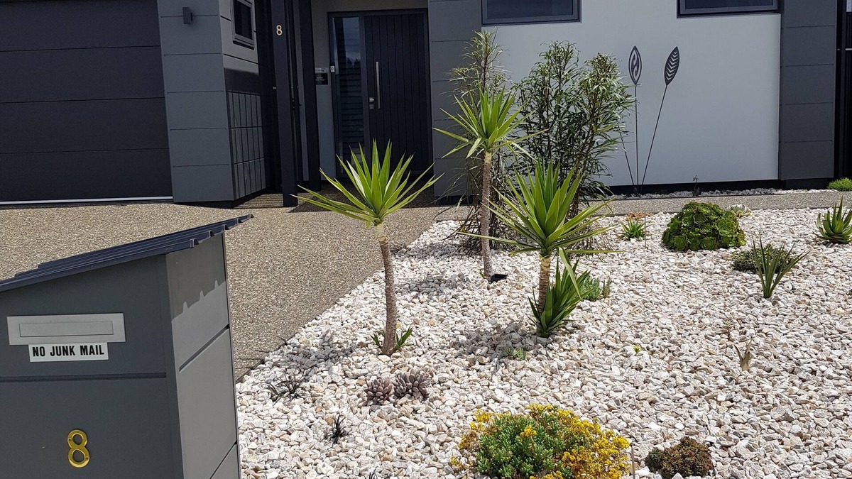 Motueka House | Three Bedroom Townhouse