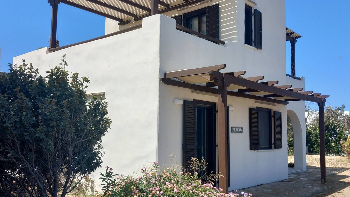 Agios Prokopios Villa | Three bedroom villa with 2.5 baths, sea view, private hot tub, breakfast incl.