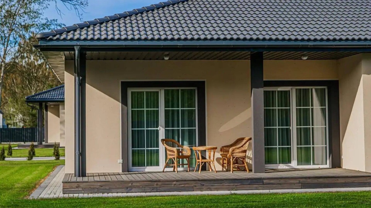 Kintai Villa | Three bedroom villa with hot tub, in cozy place with birds sounds
