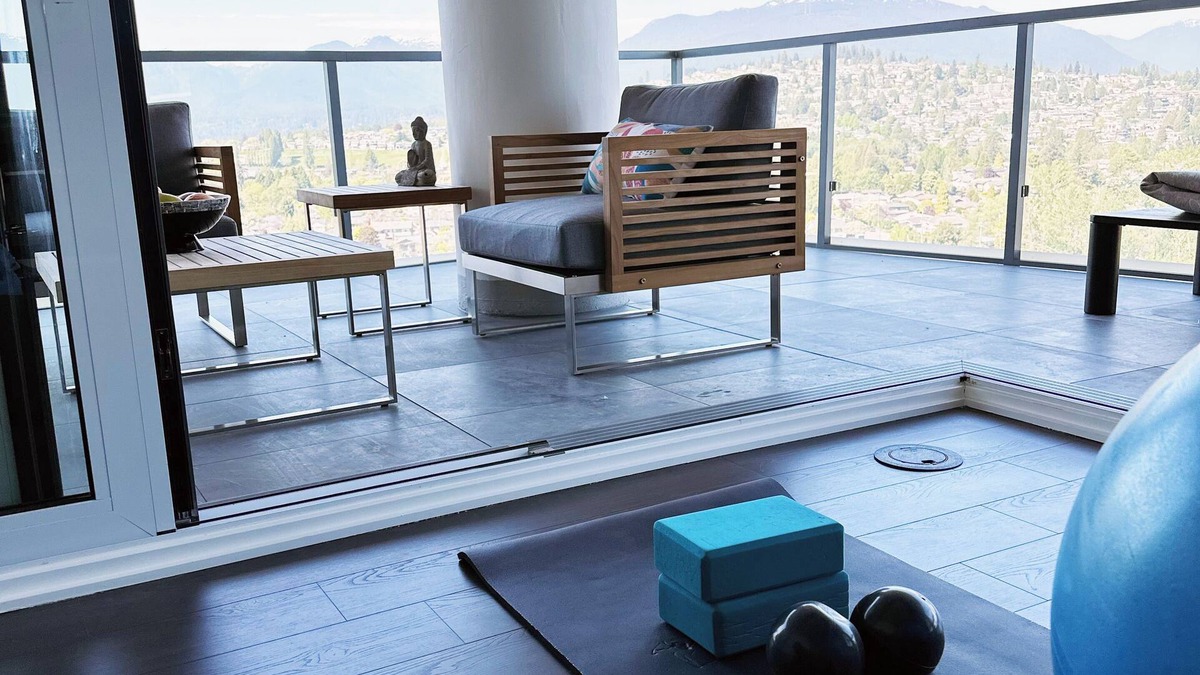 Burnaby Condo | Three bedrooms + 2 Bathrooms with Spectacular Views in the heart of Vancouver