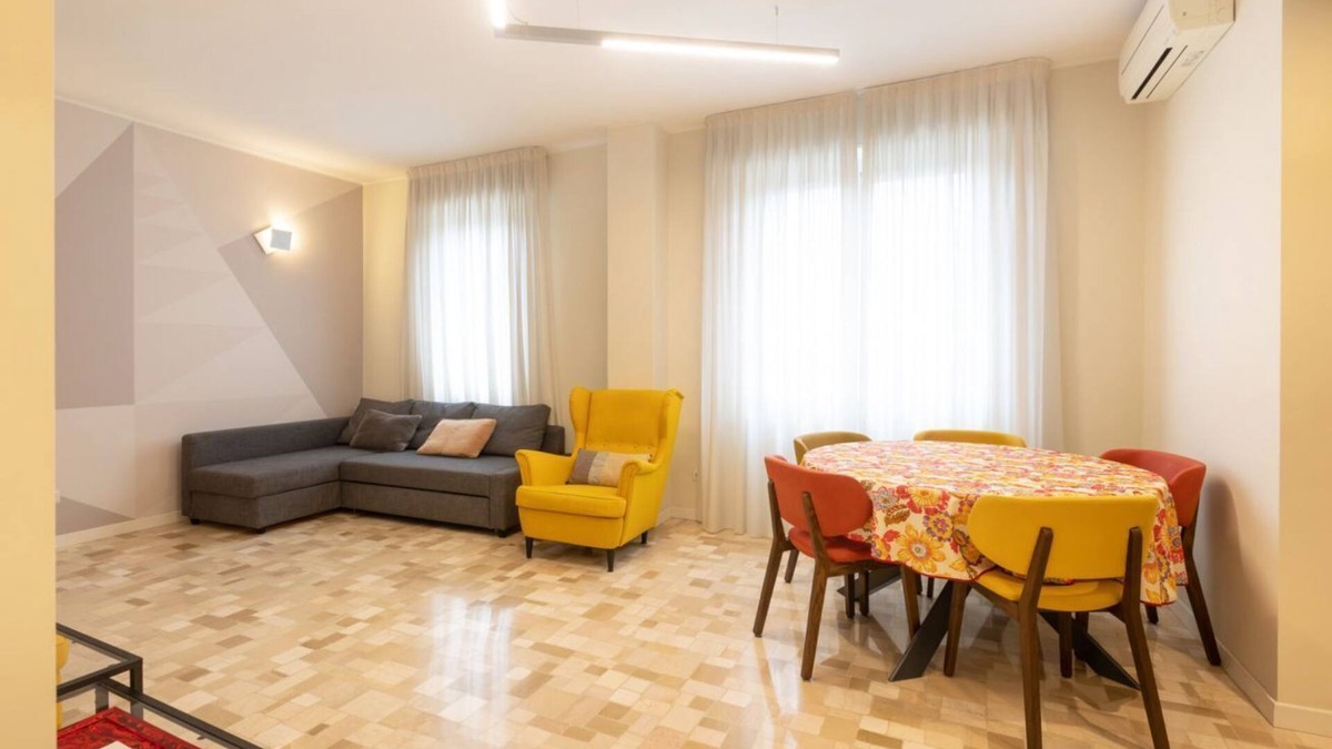 Turro Apartment | Three Bedrooms Rovereto 1° floor - Mirable PM
