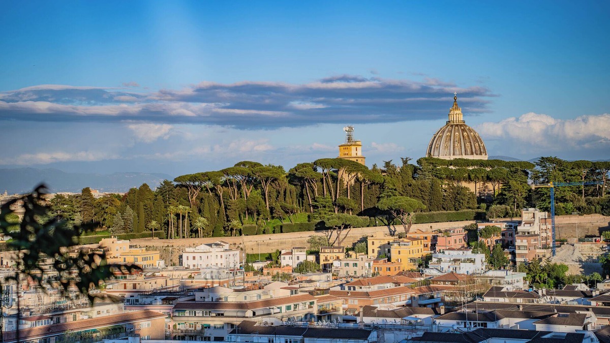 Trionfale Apartment | Three bedrooms, two bathrooms near St peter's Cathedral Area
