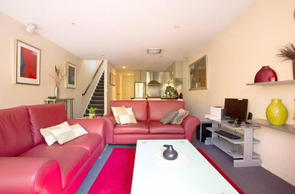 Sullivan's Cove Apartment | Three bedrooms Unit with free parking