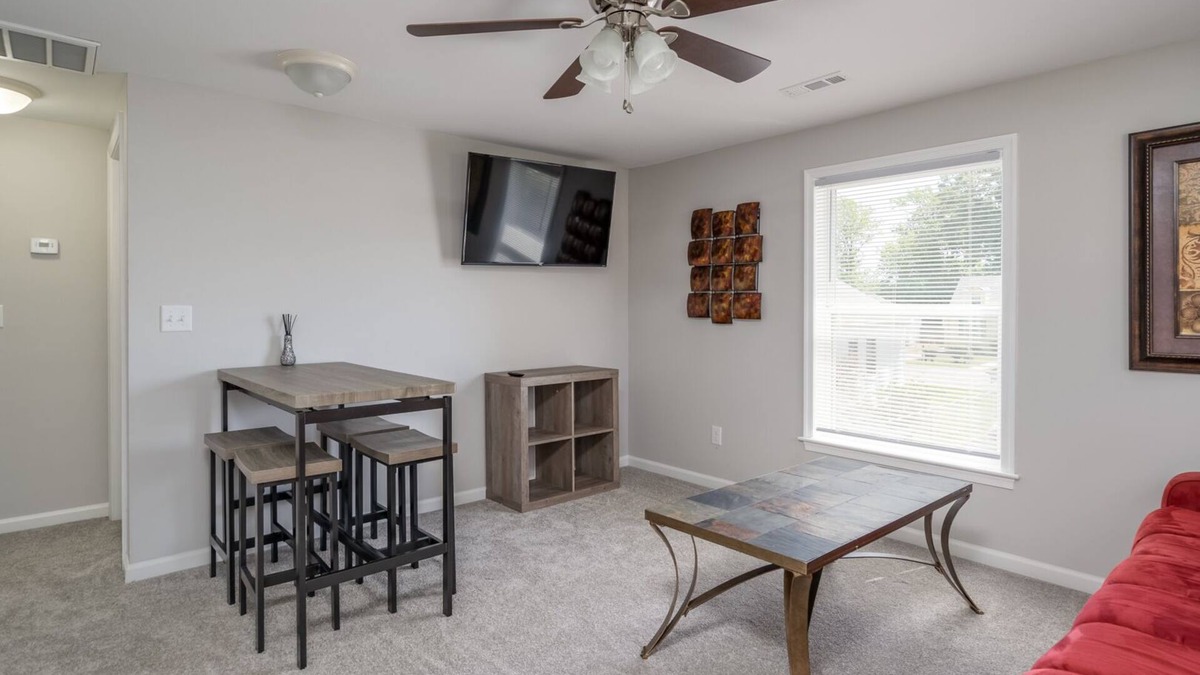 Buckroe Beach House | Three blocks from the beach 2