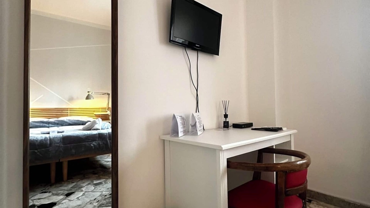 Taranto Bed & Breakfast | Three Bridges B&B
