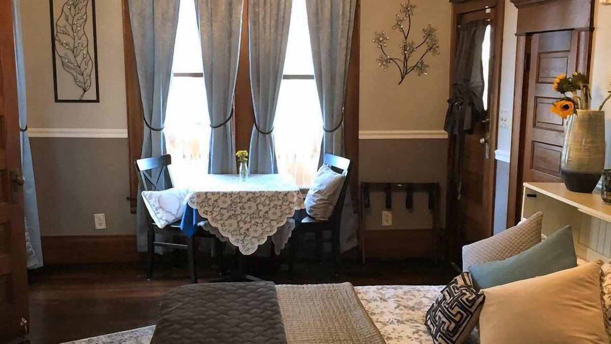 Fort Worth House | Three Danes Inn