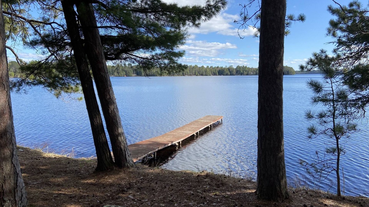 Three Lakes Cabin | Three Lakes Chain Lakeside Cabin -Reed Road Retreat