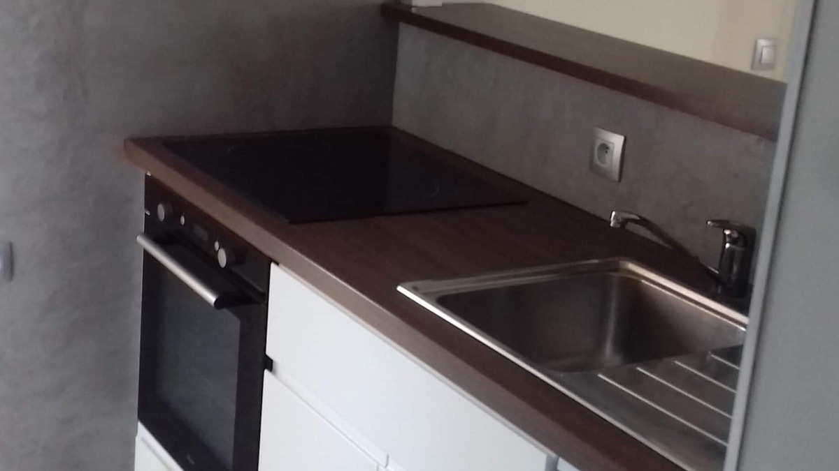 Bouzigues Apartment | Three-minute walk from La Trémie beach in Bouzigues