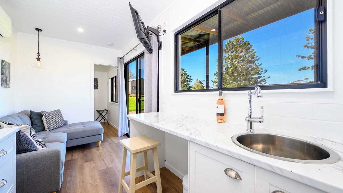 Mount Tamborine House | Three Pines Tiny Home - Your Mountain Escape