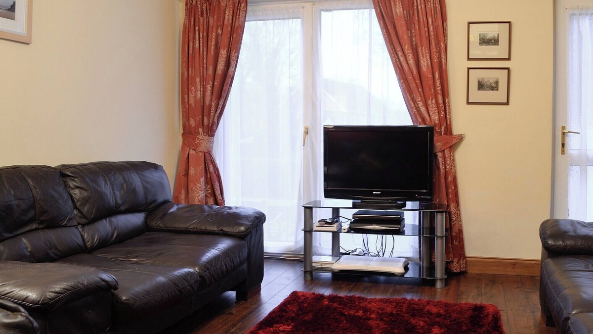 Pontneddfechan Cottage | Three Rivers Cottage