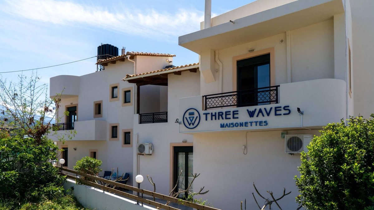 Milatos Beach Apartment | Three Waves Maisonettes Manoussos