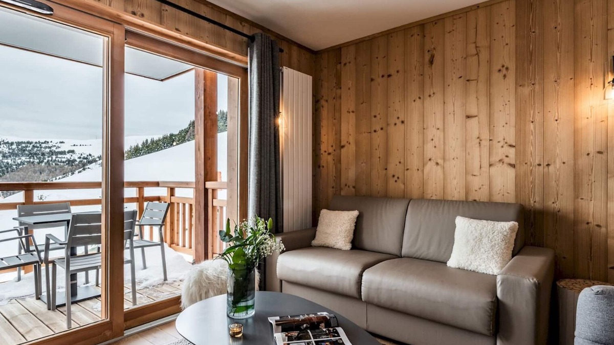 Cognet Apartment | THUJA - Modern Apartment in Luxury Residence