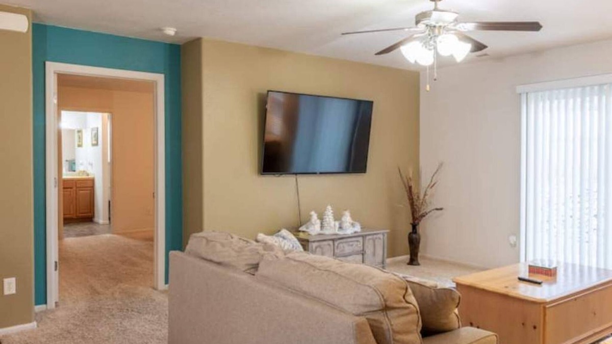 Delta House | Thunder Mountain Vista-Captivating and Memorable