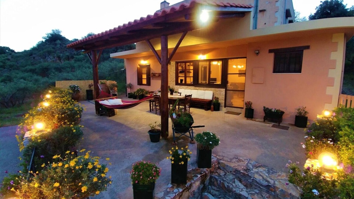 Loulos House | Thymes traditional house