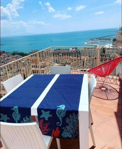 Historical Downtown Salerno Apartment | Ti racconto il mare