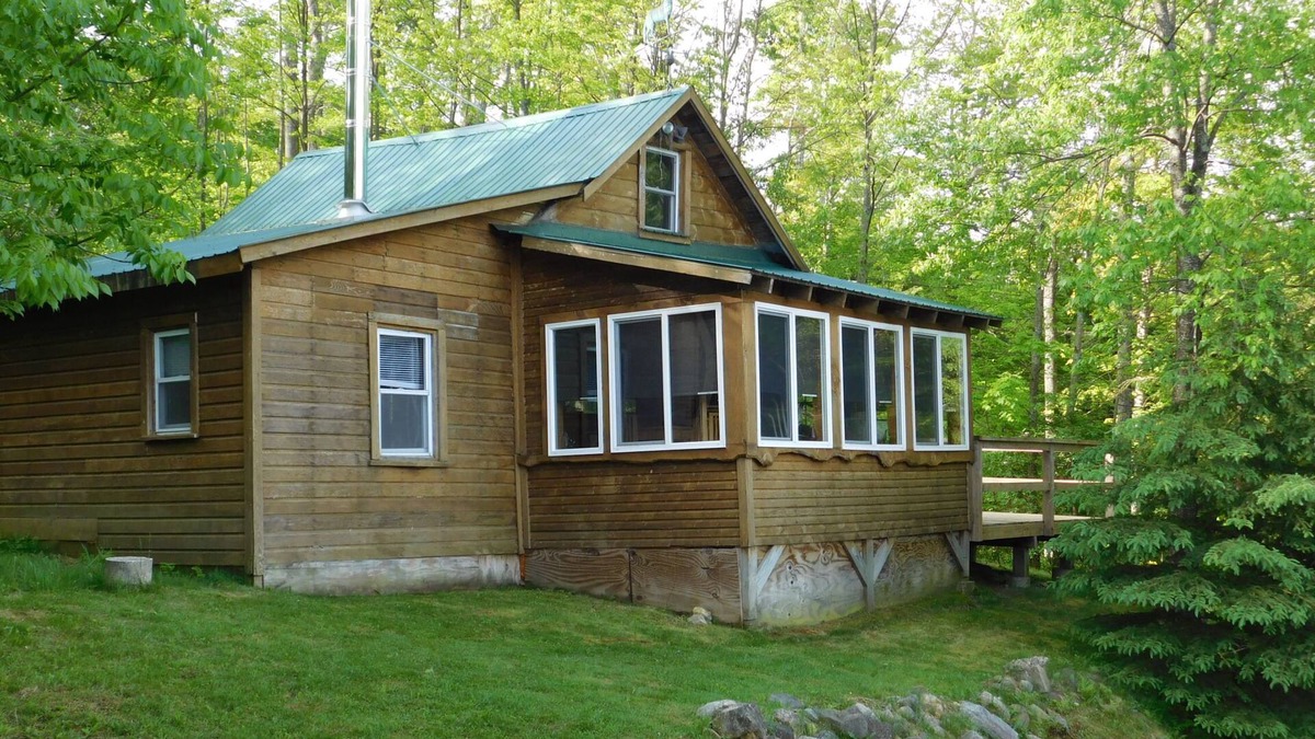 Lake Desolation Cottage | Timber Wolf Lodge cabin