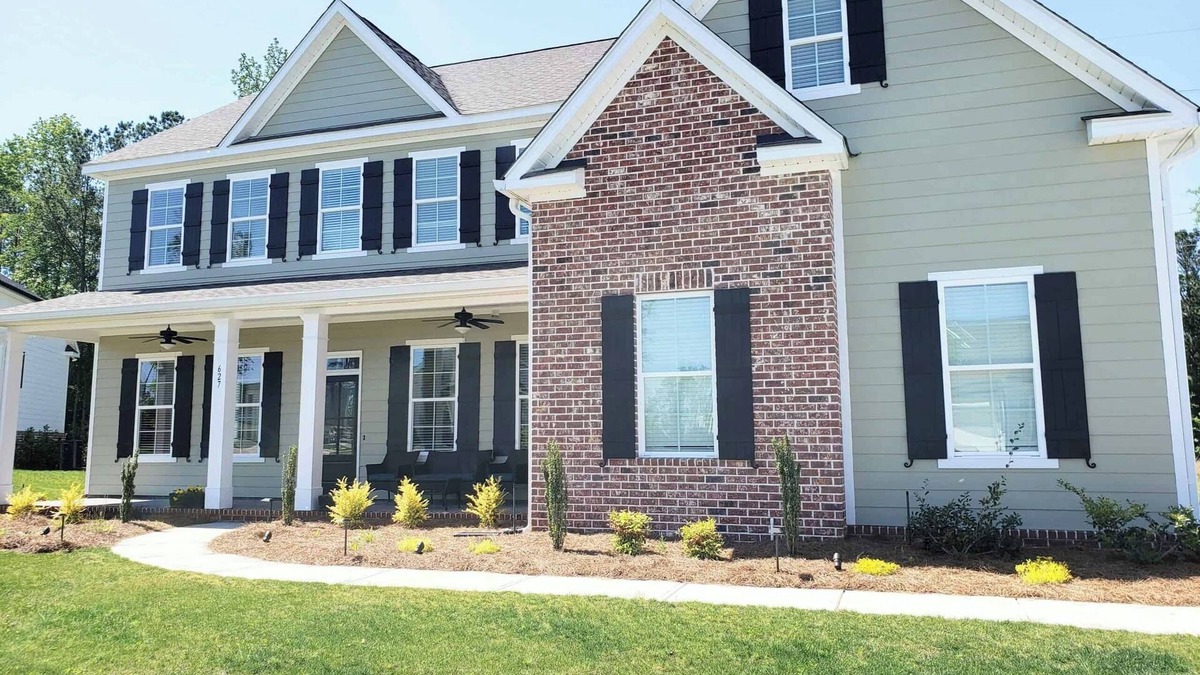 Evans House | Tickets & Badges Available! Large Open Home Perfect for Entertaining Clients