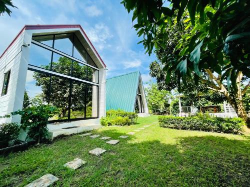Amadeo House | Tierra Bukid en Amadeo