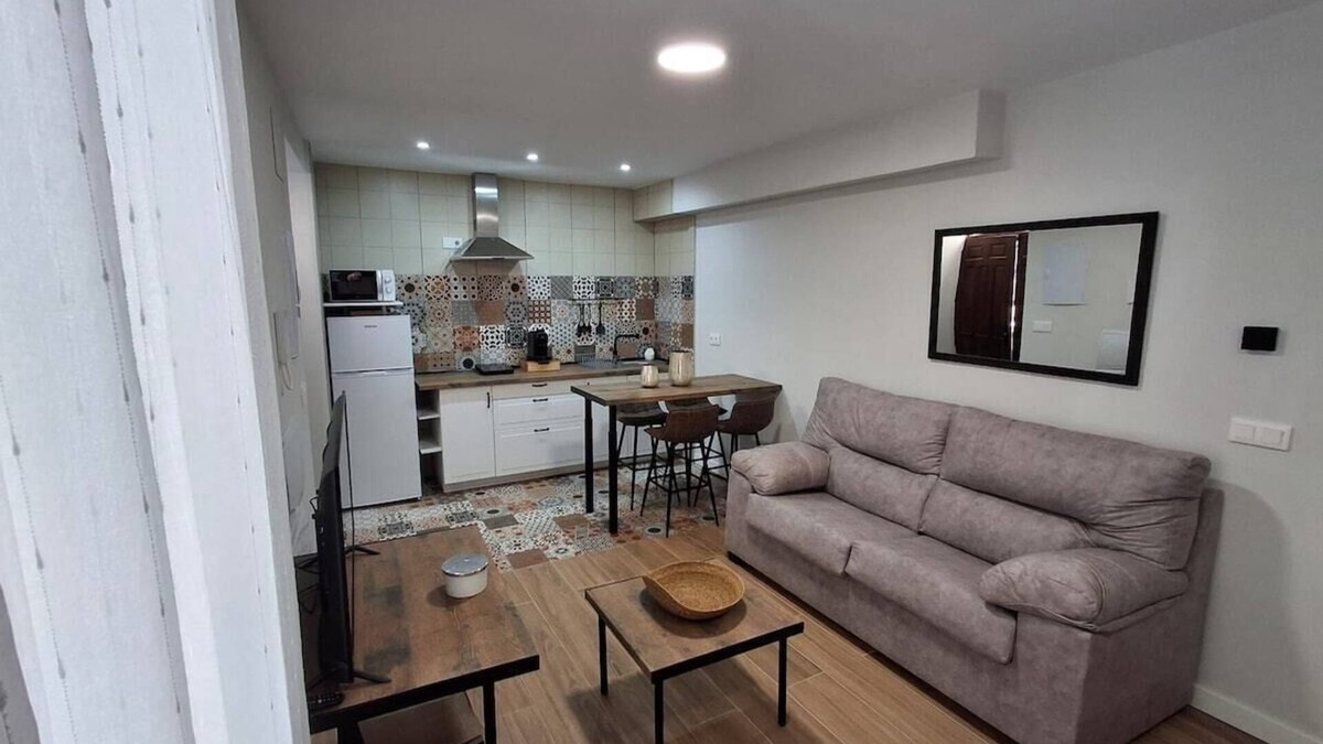 Brihuega Apartment | Tierra de Lavanda-La Reja Dorada Apartments