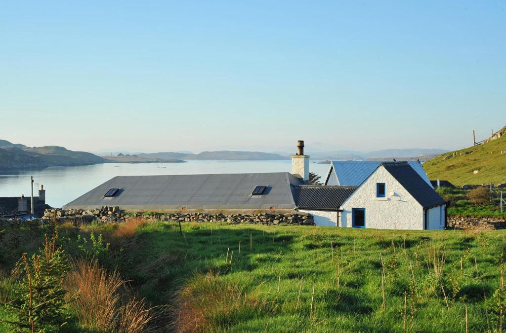 Isle of Lewis House | Tigh Bhisa Blackhouse