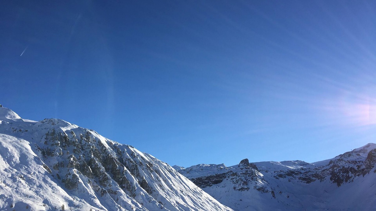 Tignes Apartment | Tignes le Lac ski-in ski-out with quiet view, close to shops