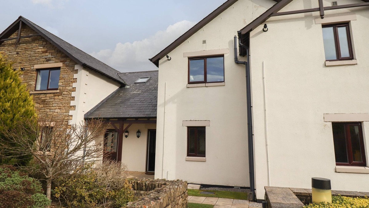 Penrith Cottage | TILLY MINT COTTAGE, family friendly, with pool in Pooley Bridge