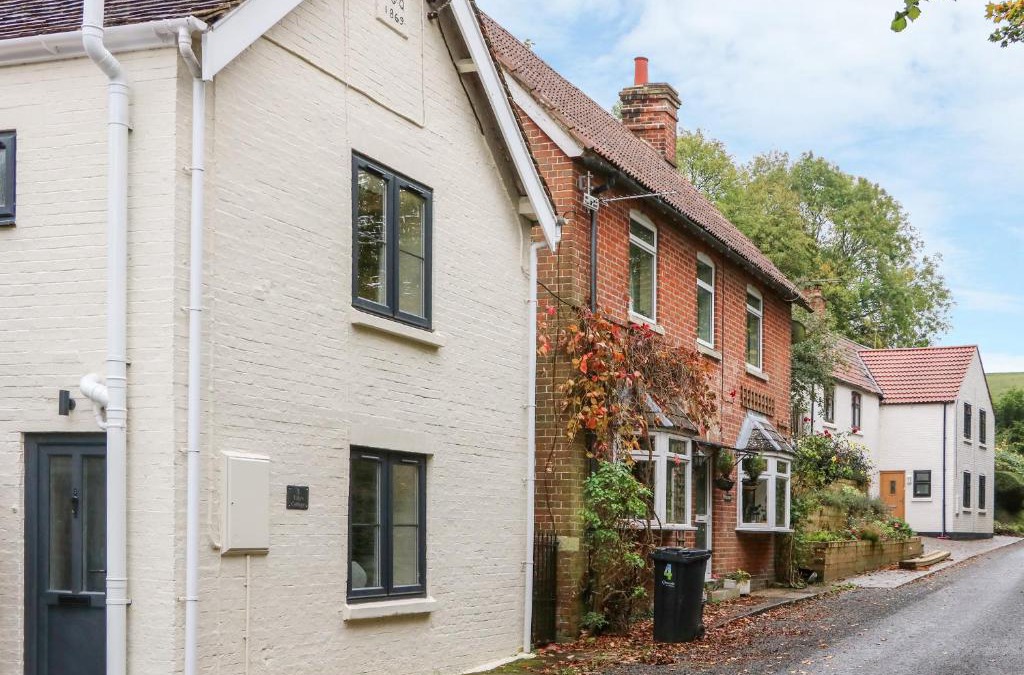Edington House | Tilly's Cottage