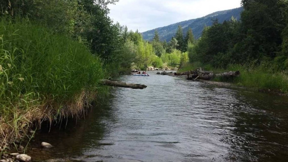 Armstrong RV Rental | Tim's Campsite by the River