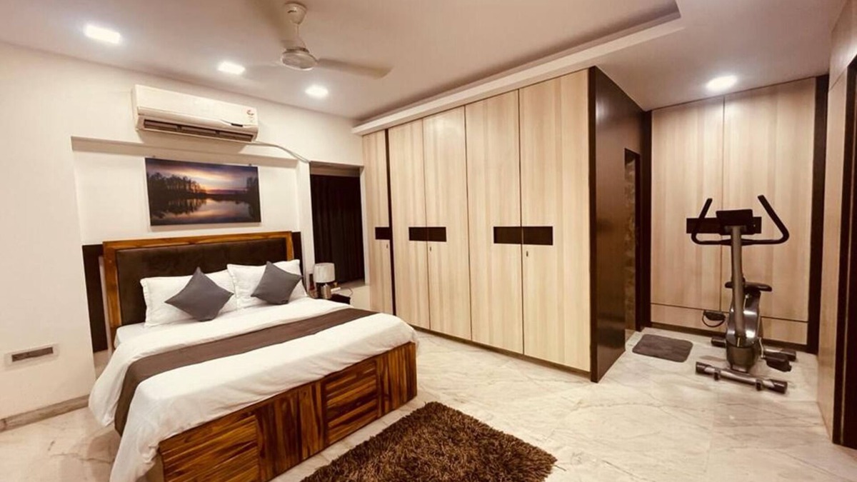 Upper Govind Nagar Hotel | TIM Service Apartment Goregaon East Near NESCO