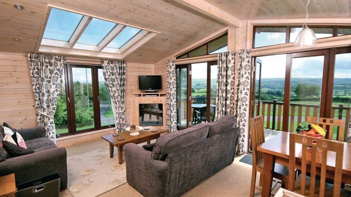 Llanfair Caereinion House | Timber clad holiday home with one double and one twin.